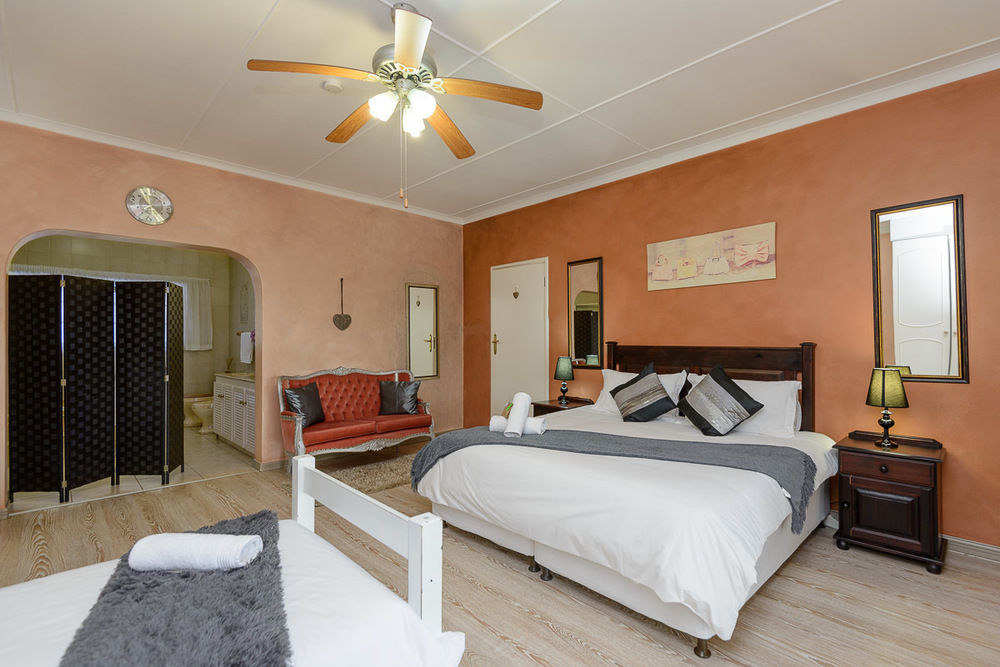 Zesty Guesthouse Port Edward Εξωτερικό φωτογραφία