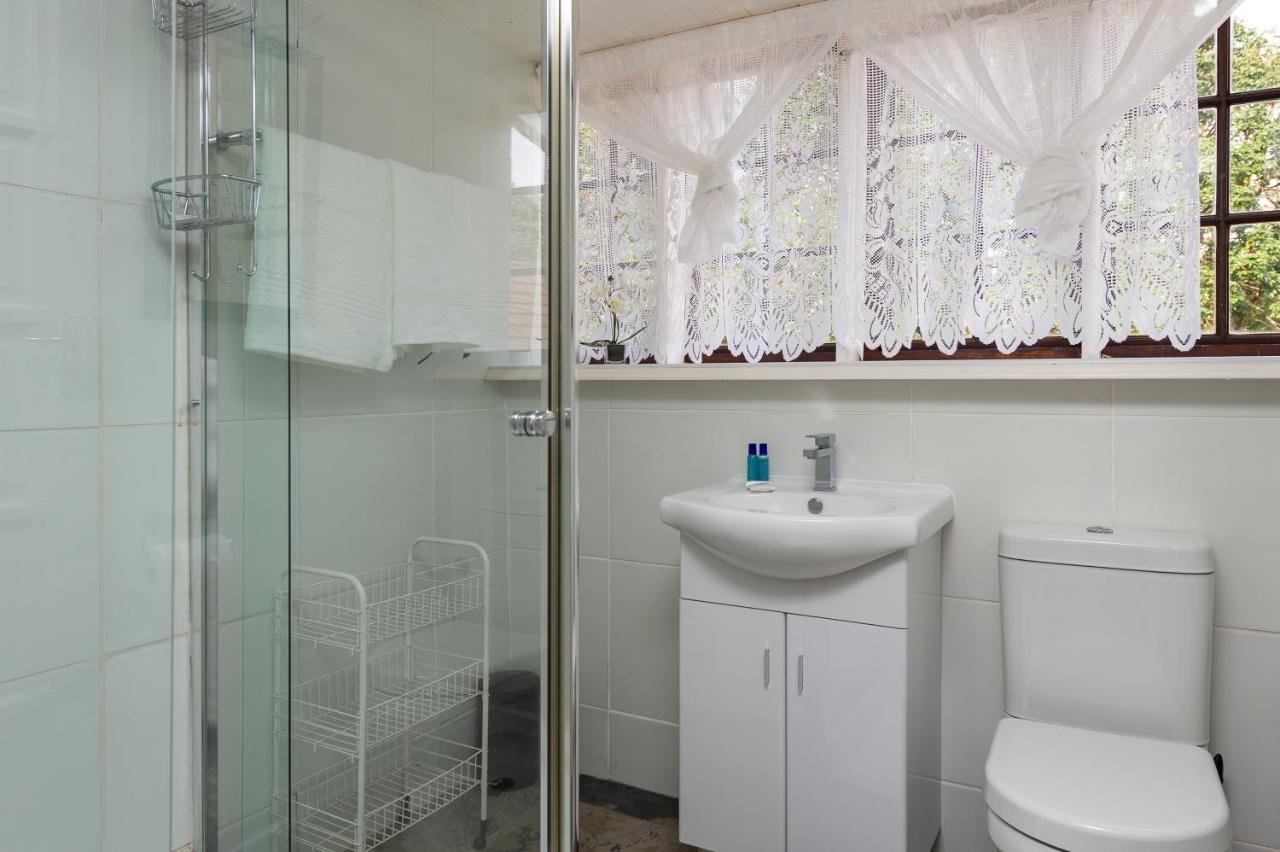 Zesty Guesthouse Port Edward Εξωτερικό φωτογραφία