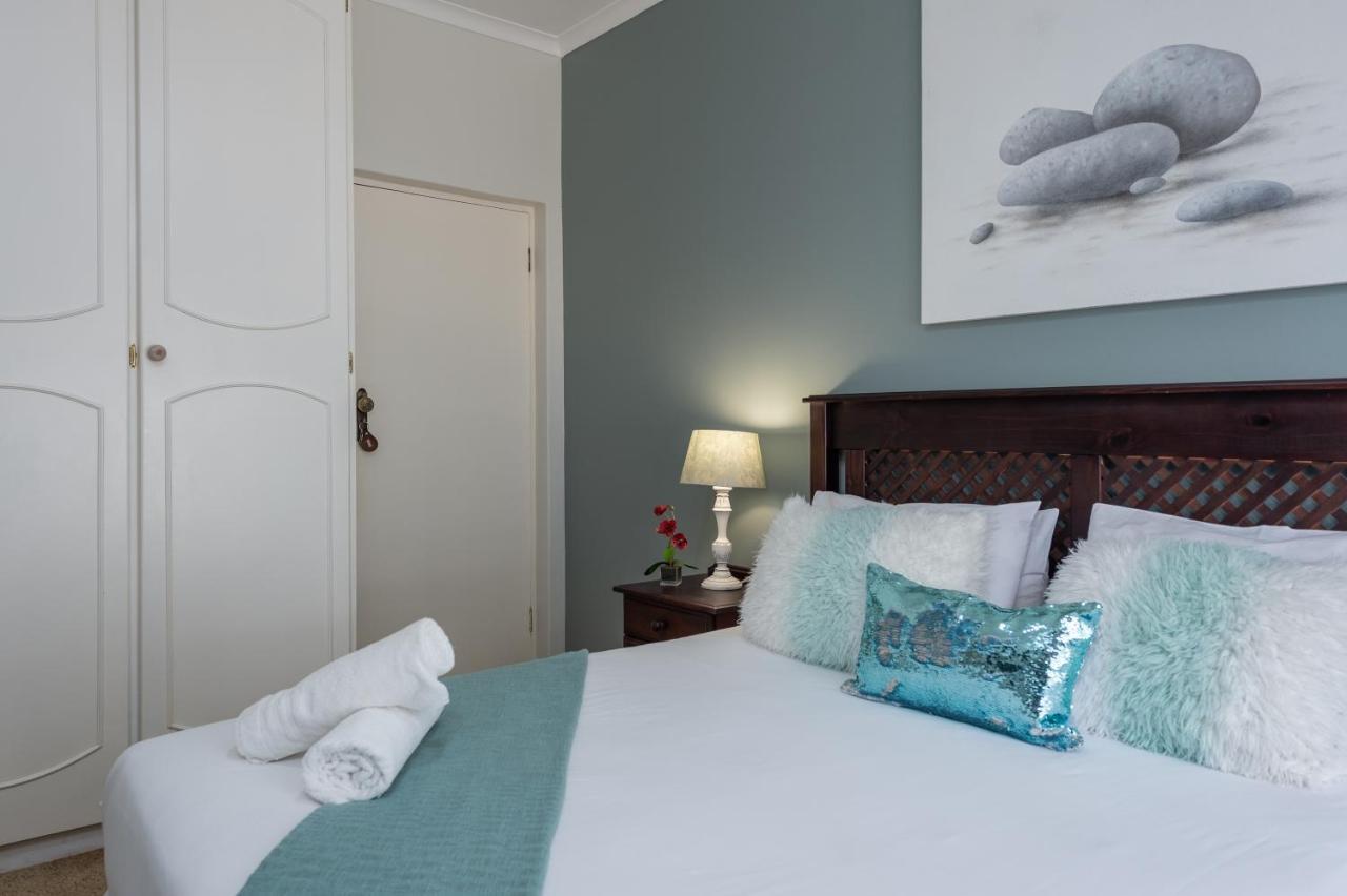 Zesty Guesthouse Port Edward Εξωτερικό φωτογραφία