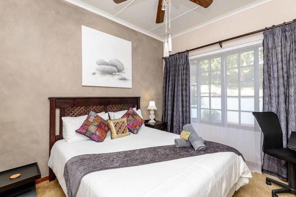 Zesty Guesthouse Port Edward Εξωτερικό φωτογραφία